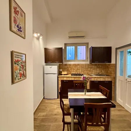 La Pergola Del Centro Apartamento Brindisi Exterior foto